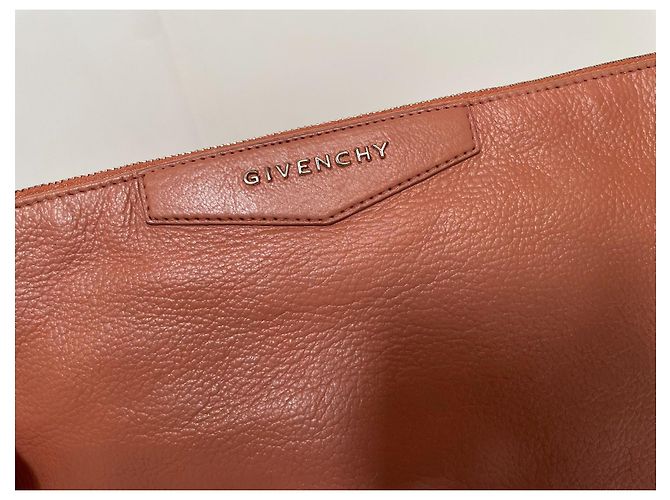 Clutch Givenchy in pelle beige rosa - vista 5