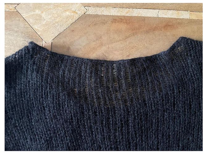 Schwarzer Pullover mit weitem Ausschnitt Kid Mohair Des petits hauts T.S - Ansicht 9