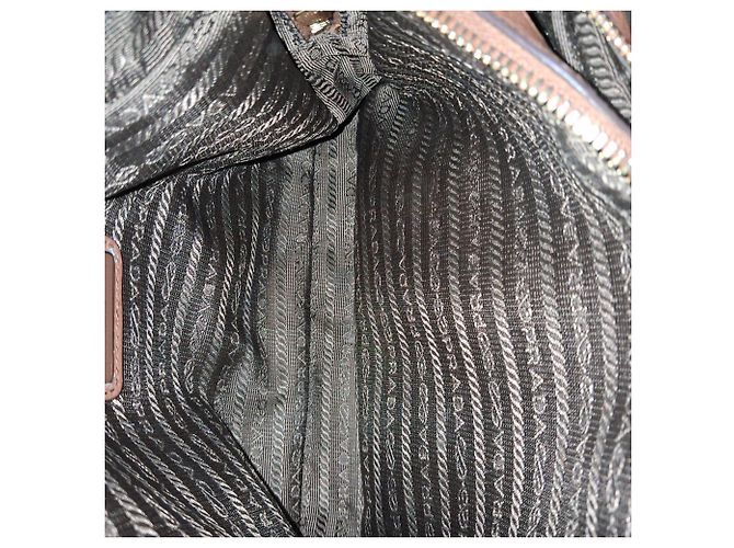 Borsa a tracolla Prada Medium Vitello Phenix con doppia zip in pelle marrone - vista 5