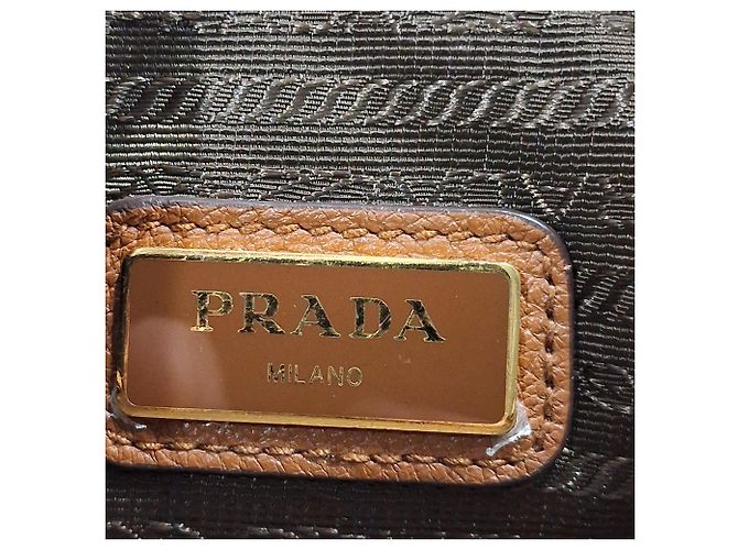 Borsa a tracolla Prada Medium Vitello Phenix con doppia zip in pelle marrone - vista 7