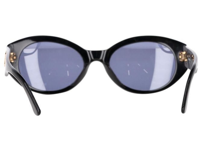 Timeless Gafas de sol ovaladas CC de Chanel en acetato negro - vista 4