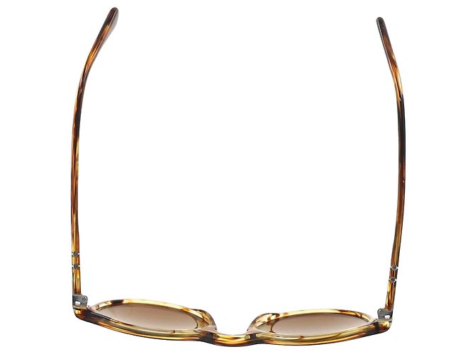 Gafas de sol redondas de acetato marrón carey Persol 3286S Castaño Roja - vista 4