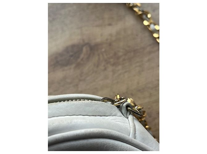 2.55 Bolsa Chanel de couro cor eggshell com corrente dourada Fora de branco - vista 6
