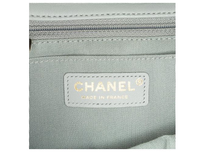 Timeless Chanel Flap Bag con Tracolla in Pelle Trapuntata Grigio - vista 5
