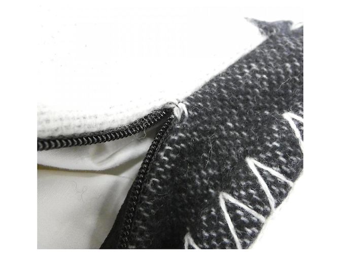 Cuscino in cashmere e lana nera Chanel Nero - vista 5