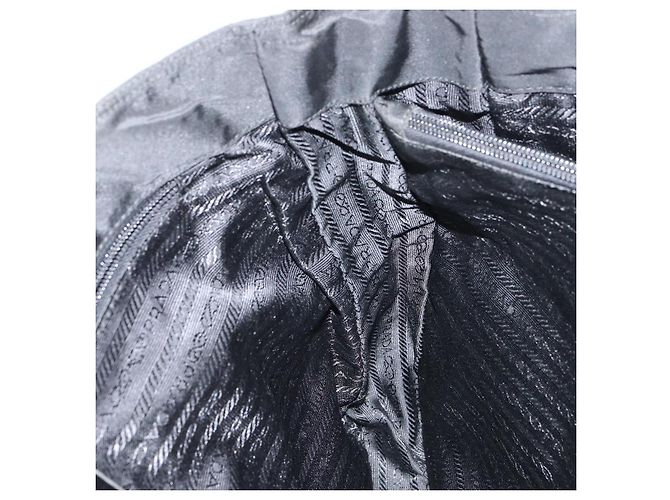 Borsa Tote Prada in nylon nero argento Auth 158528 - vista 18