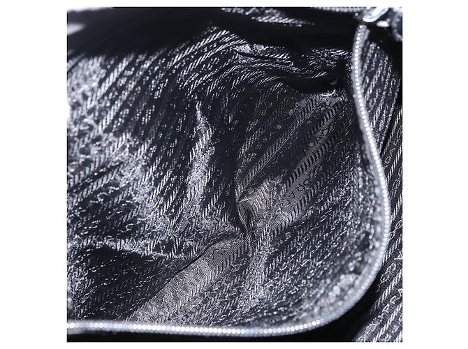 Borsa Tote Prada in nylon nero argento Auth 158528 - vista 21
