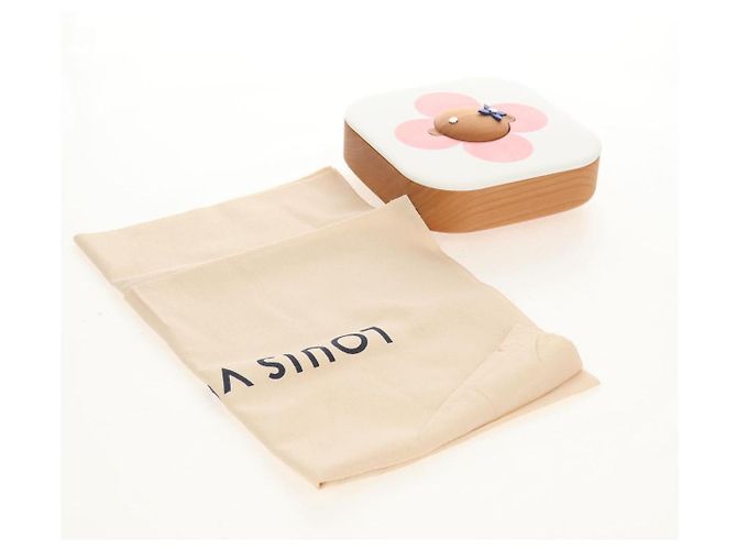 LOUIS VUITTON Boite Vivienne Paper weight plastic White M80992 LV Auth 157974SAM - view 12