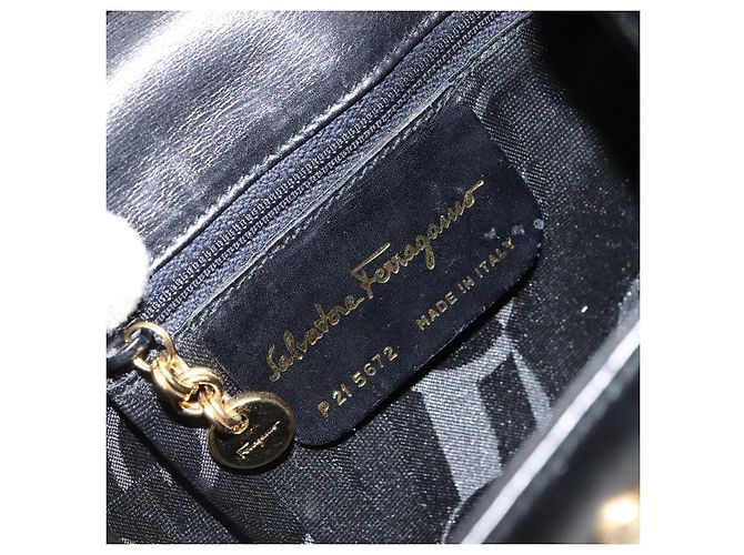 Borsa a mano in pelle Gancini Salvatore Ferragamo 2 in 1 Nero Oro Auth 157338 - vista 12