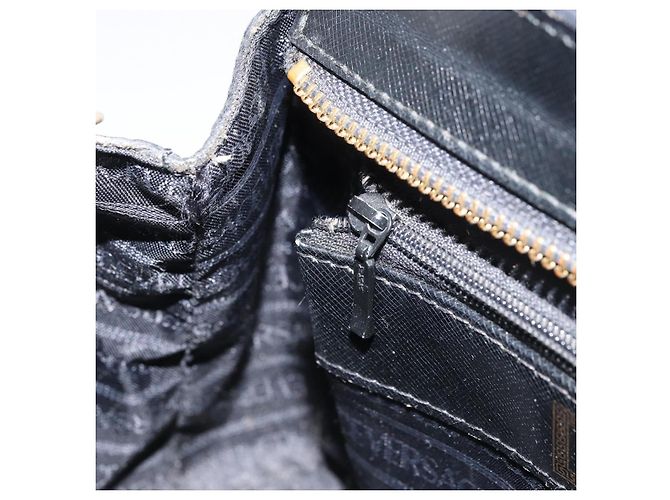 Borsa a mano VERSACE in pelle nera e oro Auth 160742 Nero D'oro - vista 21