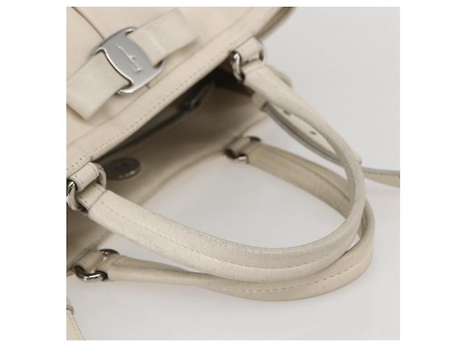 Borsa a mano Vala in pelle 2 in 1 bianca argento di Salvatore Ferragamo Auth 160697 Bianco - vista 7