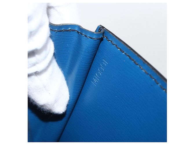 LOUIS VUITTON Epi Pochette Arche Shoulder Bag Blue M52575 LV Auth ar13863 - view 12