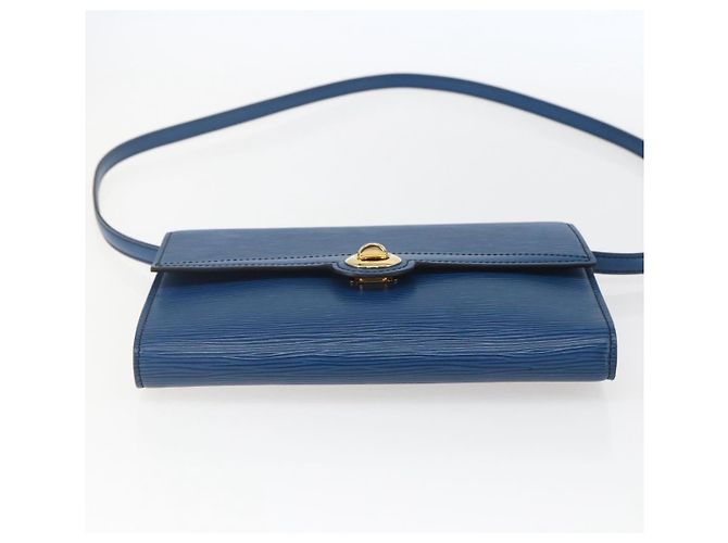 LOUIS VUITTON Epi Pochette Arche Shoulder Bag Blue M52575 LV Auth ar13863 - view 5