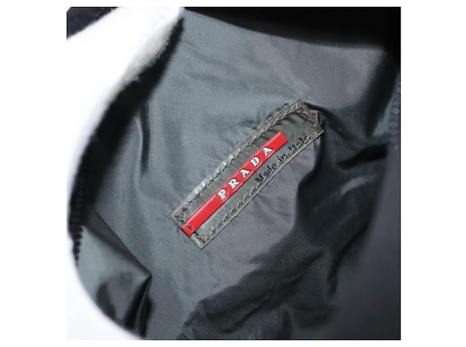 PRADA Borsa sportiva in nylon nera e argento Auth am10157 Nero - vista 17