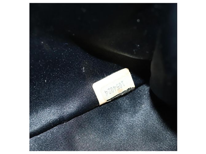 CHANEL Mini Matelassé 18 Bolsa de Hombro con Cadena Satén Negro Oro CC Auth 159010V Dorado - vista 11