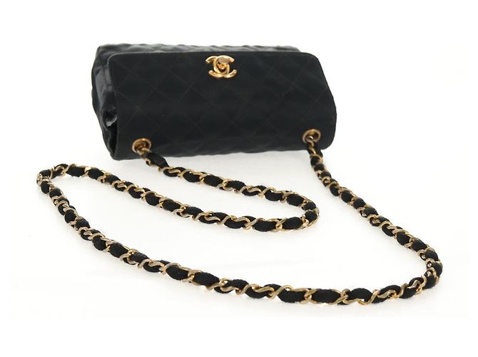 CHANEL Mini Matelassé 18 Bolsa de Hombro con Cadena Satén Negro Oro CC Auth 159010V Dorado - vista 7