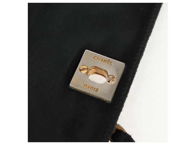CHANEL Mini Matelassé 18 Bolsa de Hombro con Cadena Satén Negro Oro CC Auth 159010V Dorado - vista 9