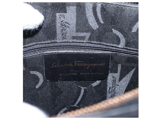 Borsa Tote Gancini in pelle nera e oro Salvatore Ferragamo Auth 157259 Nero D'oro - vista 12