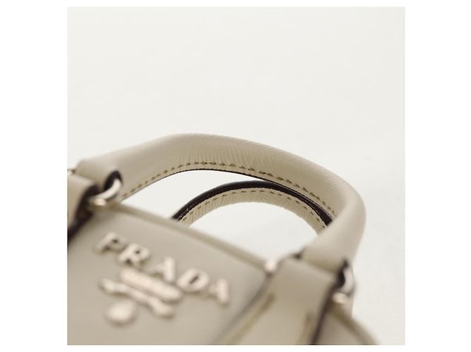 Saffiano Prada Pochette Safiano Avorio Argento Auth 157955V Crudo - vista 14