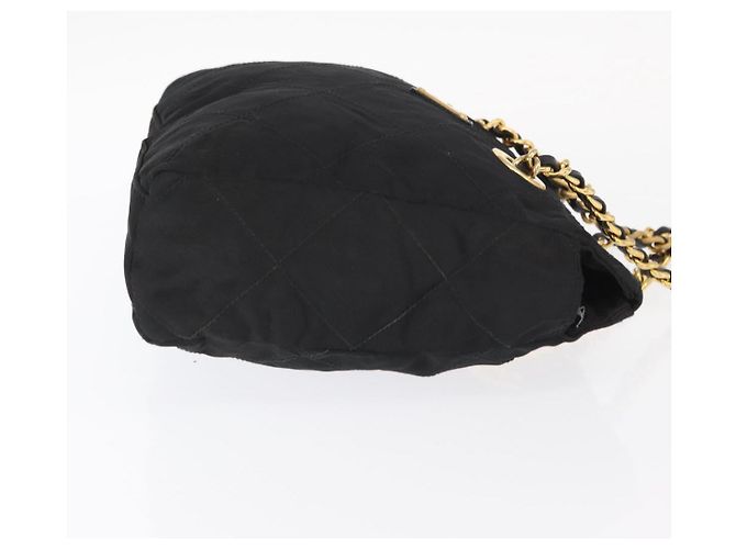 Bolsa de Ombro com Corrente PRADA em Nylon Preto e Dourado Auth bs32069 - vista 3
