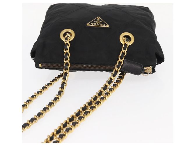 Bolsa de Ombro com Corrente PRADA em Nylon Preto e Dourado Auth bs32069 - vista 6