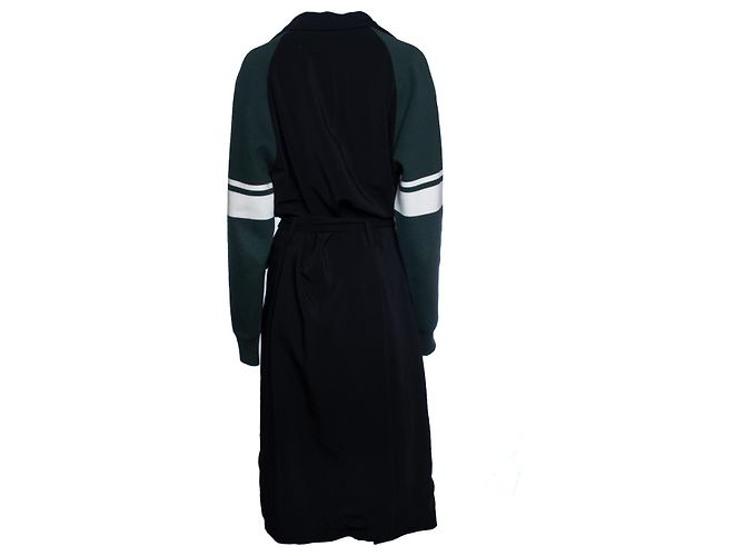 Marni, abrigo negro con mangas verdes - vista 3