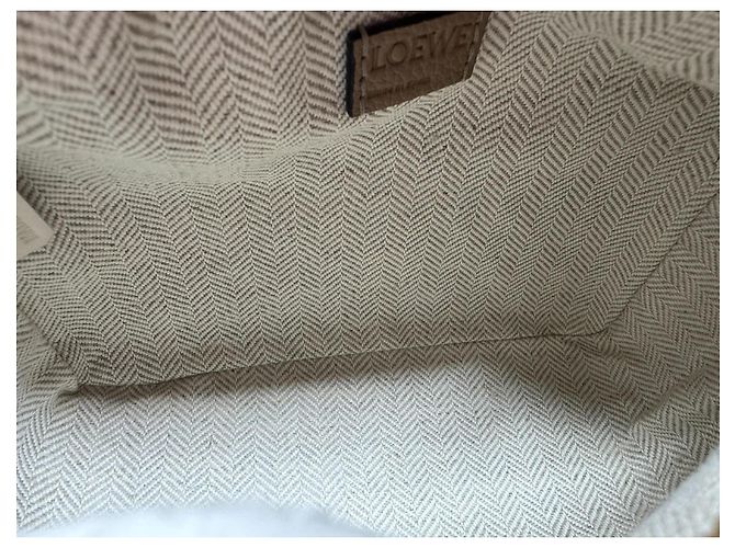 Loewe Mini Bolsa Puzzle em Couro de Bezerro Texturizado - Cor Areia - vista 12