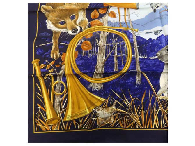 Silk In Sciarpa Hermès Carré 90 Caccia nella Foresta Blu navy - vista 6