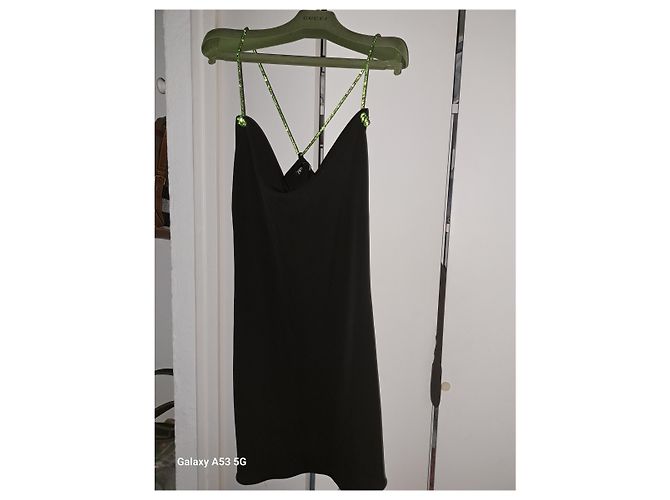 Zara Schwarzes Minikleid mit neon grünen Strass Trägern - Ansicht 13