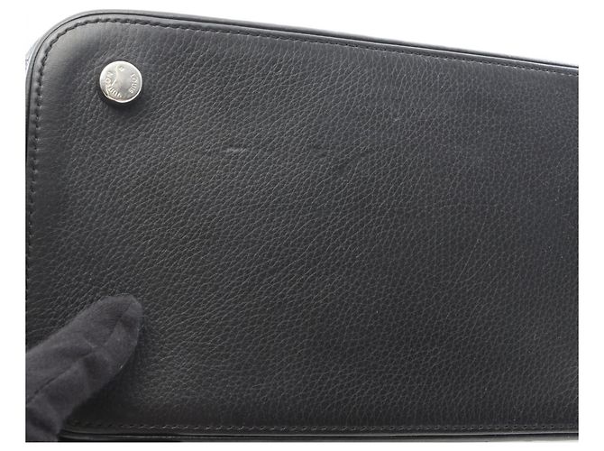 Borsa Tote Lockit Revelation di Louis Vuitton Nero - vista 6