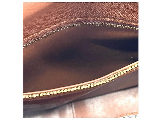 Borsa a Spalla Saint-Cloud GM di Louis Vuitton Marrone - vista 17