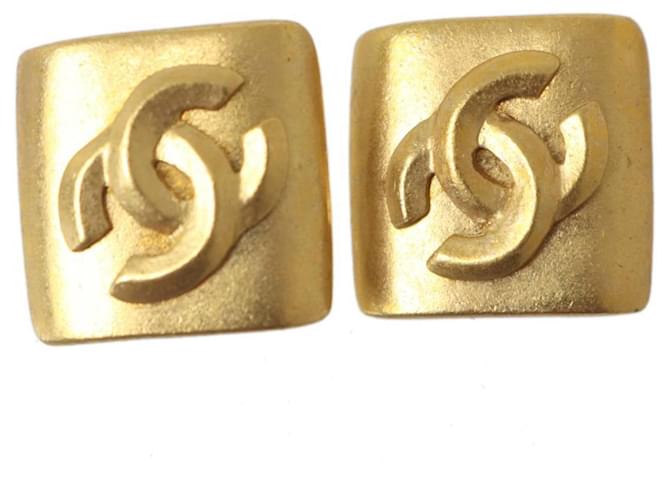 Orecchini quadrati Chanel Coco Mark D'oro - vista 2