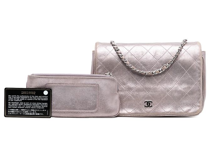 Wallet On Chain Cartera de cadena de piel de cordero metálica acolchada rosa CC de Chanel - vista 8