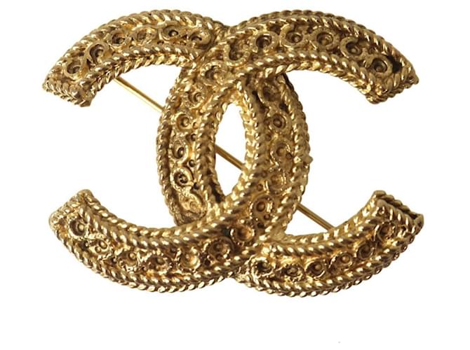 Spilla Chanel Coco Mark 1108 in oro D'oro - vista 2