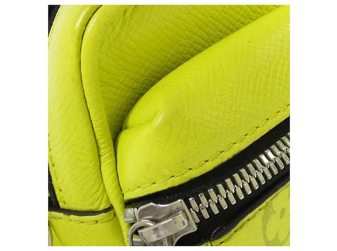 Borsa a Spalla Taiga Llama Louis Vuitton Giallo - vista 6
