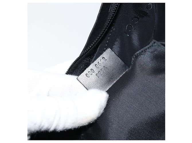 Gucci Zip Hobo in nylon nero - vista 6