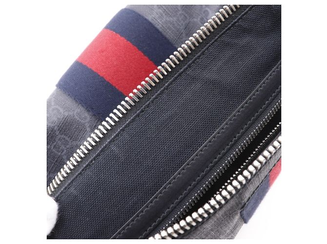 Borsa Messenger Gucci in GG Supreme Nera Nero - vista 11