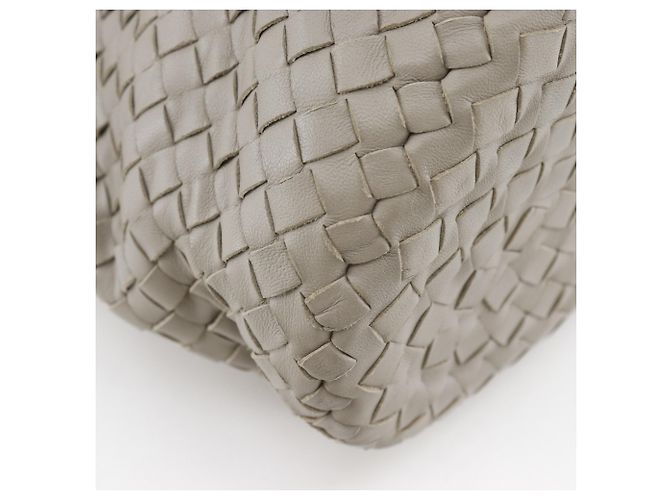 Borsa a spalla bucket Intrecciato grigia Bottega Veneta - vista 4