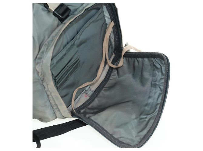 PRADA Rucksack aus grauem Nylon mit Silber Auth BA9159 Braun - Ansicht 20