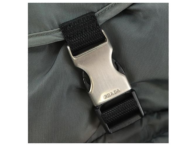 PRADA Rucksack aus grauem Nylon mit Silber Auth BA9159 Braun - Ansicht 21