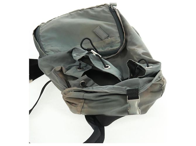 PRADA Rucksack aus grauem Nylon mit Silber Auth BA9159 Braun - Ansicht 22