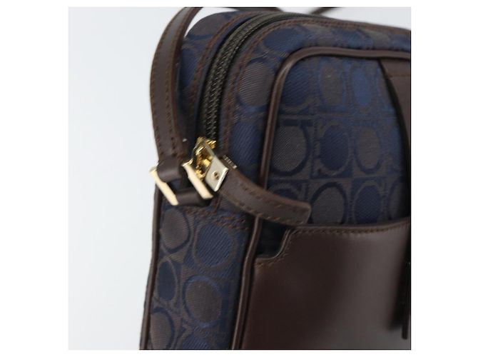 Borsa a Spalla Gancini in Nylon e Pelle Salvatore Ferragamo Blu Navy Oro Auth BA9388 D'oro - vista 14