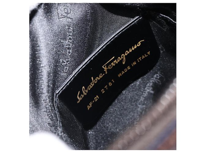 Borsa a Spalla Gancini in Nylon e Pelle Salvatore Ferragamo Blu Navy Oro Auth BA9388 D'oro - vista 16