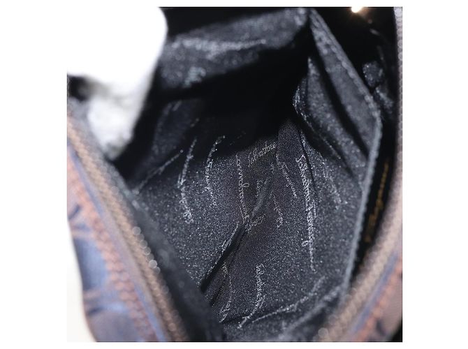 Borsa a Spalla Gancini in Nylon e Pelle Salvatore Ferragamo Blu Navy Oro Auth BA9388 D'oro - vista 20