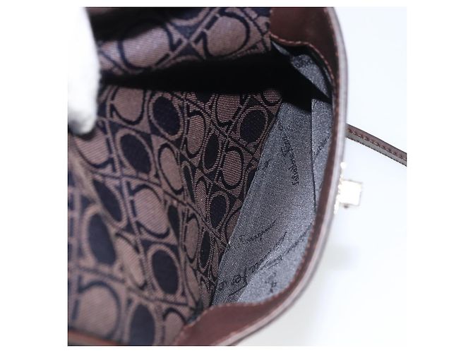 Borsa a Spalla Gancini in Nylon e Pelle Salvatore Ferragamo Blu Navy Oro Auth BA9388 D'oro - vista 21