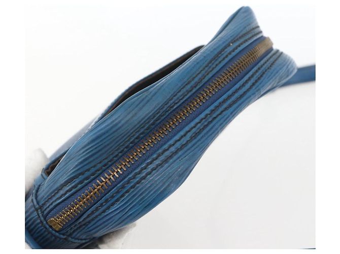 LOUIS VUITTON Bolsa de Hombro Epi Danube Azul M45635 LV Auth 154824 - vista 6