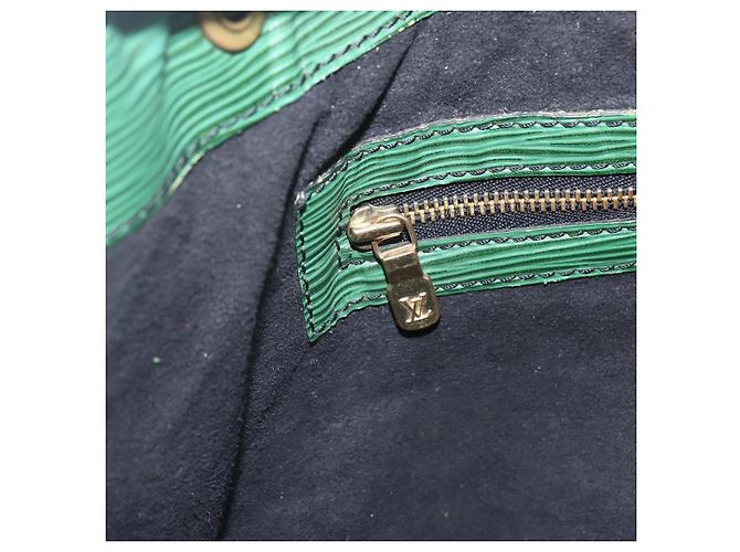 Noe LOUIS VUITTON Borsa a Spalla Petit Noé Epi Verde M44104 LV Auth 159220 - vista 16