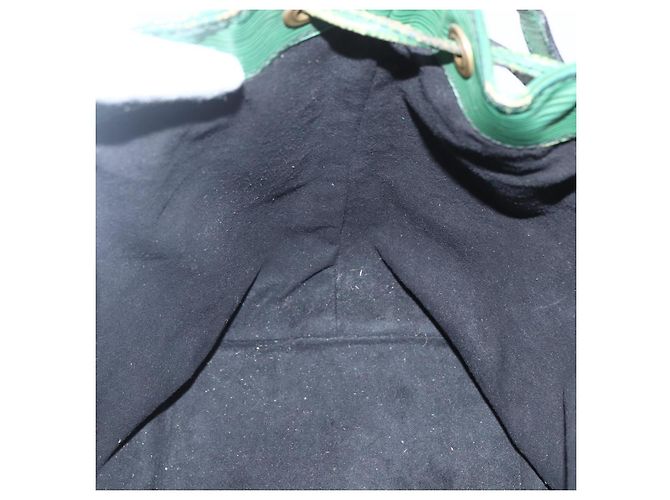 Noe LOUIS VUITTON Borsa a Spalla Petit Noé Epi Verde M44104 LV Auth 159220 - vista 19