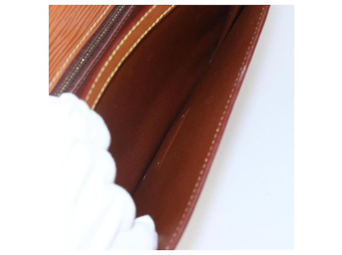 LOUIS VUITTON Borsa a Mano Dragonne Epi Serie Beige LV Auth ep12601 - vista 20