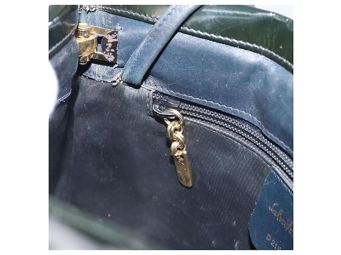 Borsa a Spalla Salvatore Ferragamo in Pelle Nera e Oro Auth BA9418 Nero D'oro - vista 19